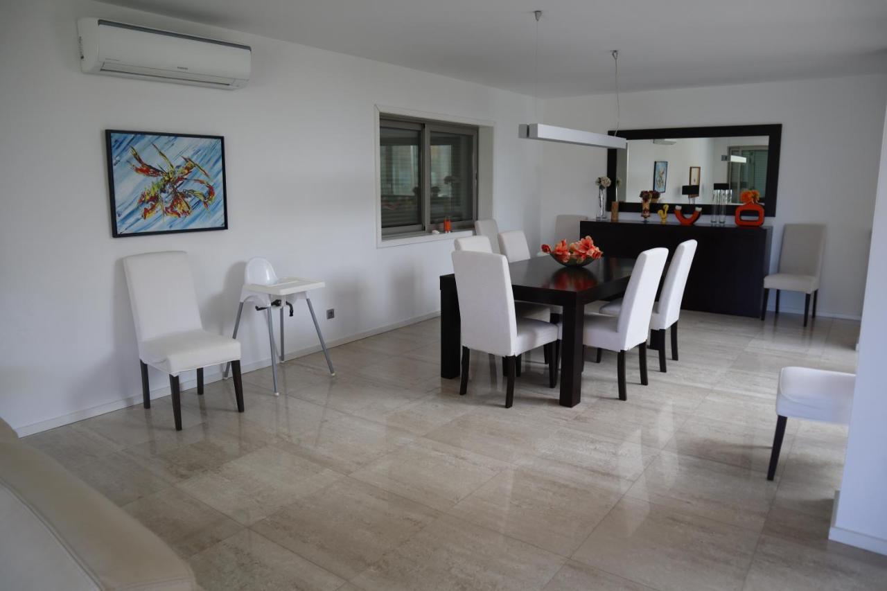 Villa Dos Salgados, 5Bdr, Beach Front, Near Salgados Golf Club Guia  Exterior photo